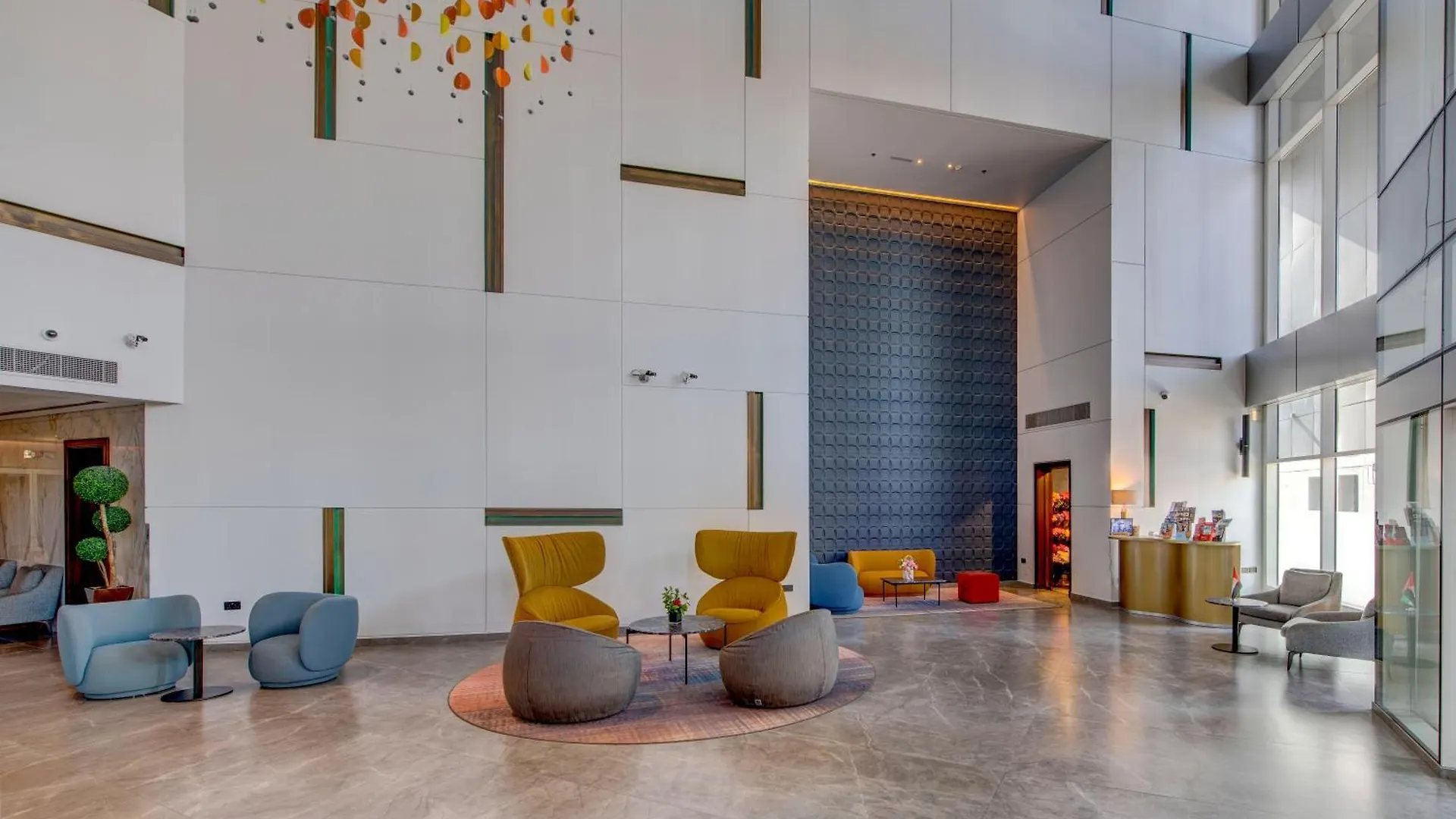 דובאי Millennium Central Downtown 4*,  איחוד האמירויות הערביות