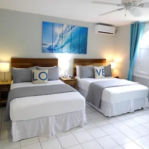4 , Ocho Rios Jamaica